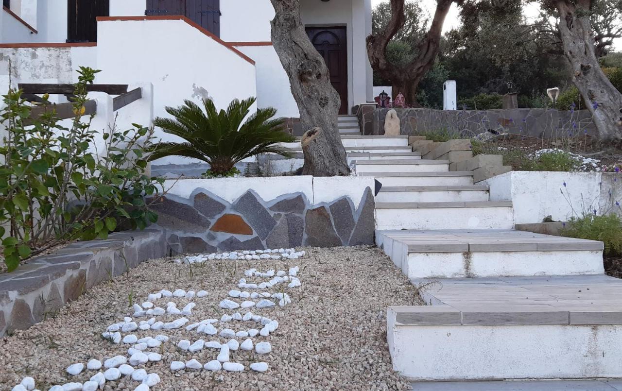 Sweethouse Pula Villa Porto Columbu - Perd'E Sali Eksteriør billede