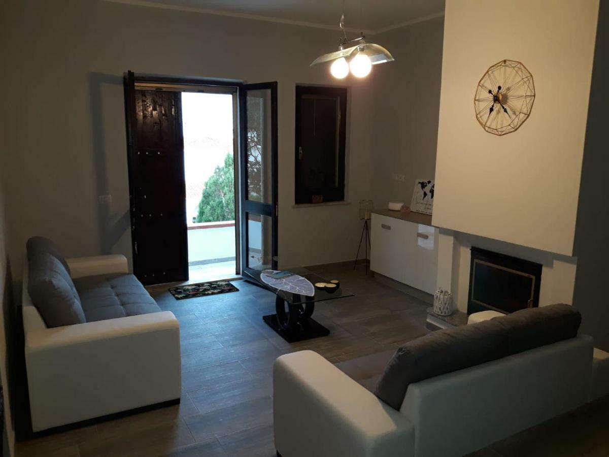 Sweethouse Pula Villa Porto Columbu - Perd'E Sali Eksteriør billede